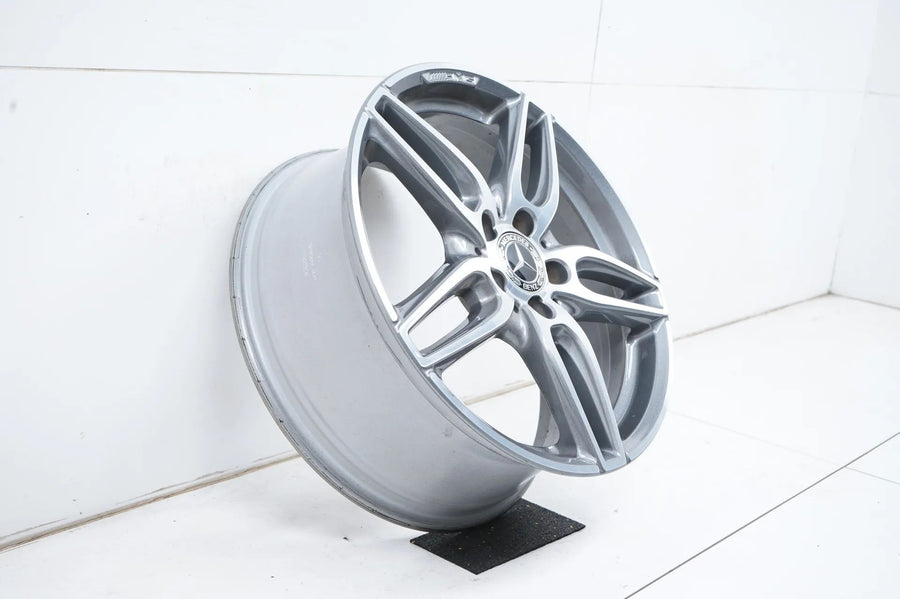 1 x Jante alliage Mercedes Classe A B W176 AMG 18 pouces A1764010700