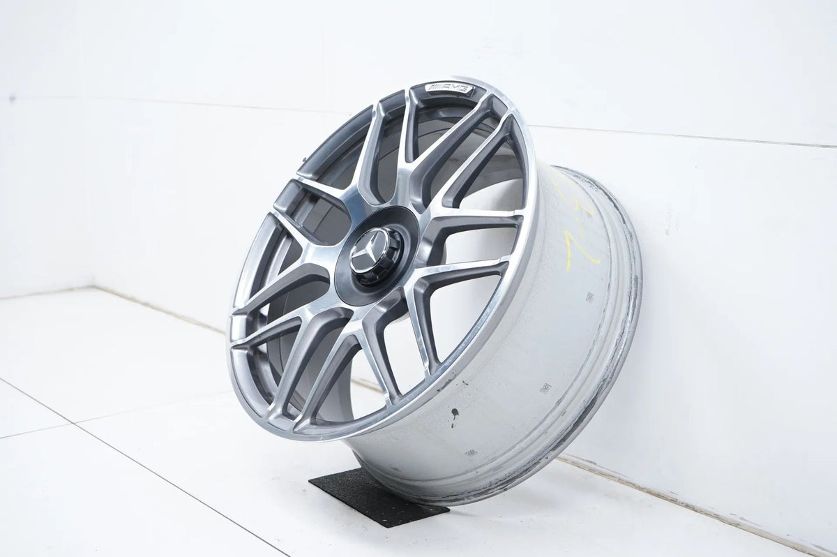 1 x Mercedes A45 AMG W177 alloy wheel 19 inch A1774012500 8.5J Detailansicht 5