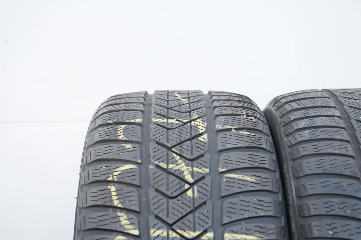 2 x Pirelli winter tires 225 45 18 inch DOT19/18 approx. 4 mm MO Detail view 4