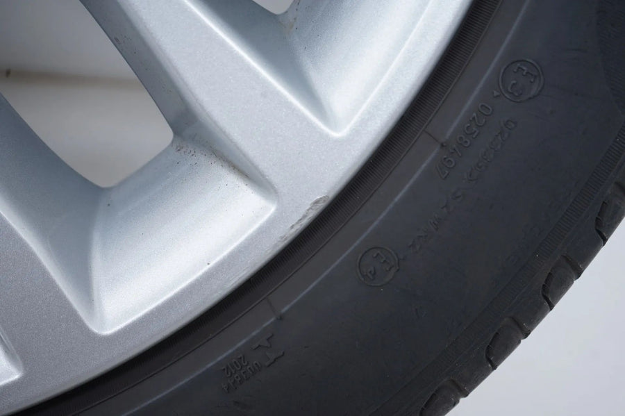 Pneus été pour BMW Série 5 G30 G31, jantes été 245/45/18 pouces