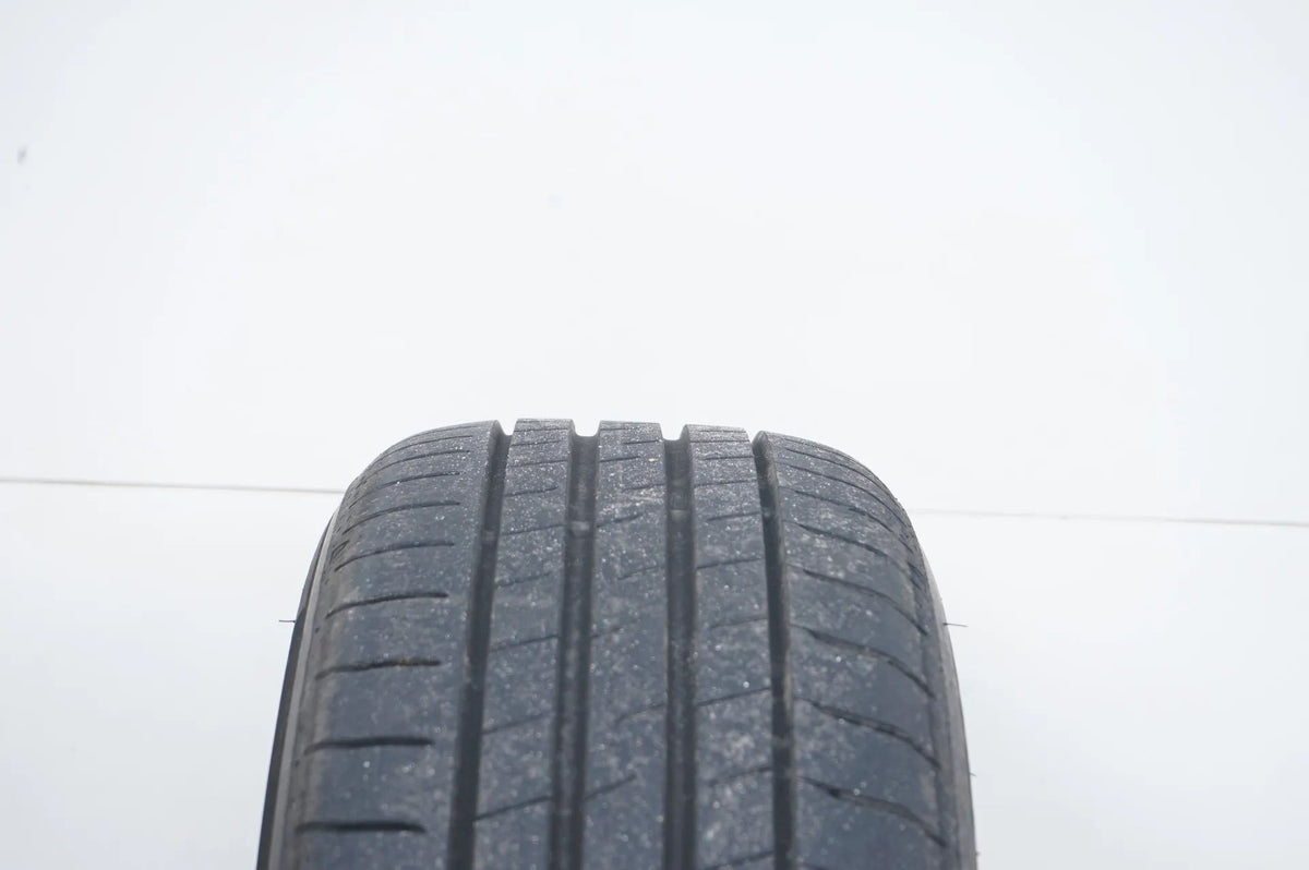 1x Sommerreifen 225 50 17 Zoll Falken DOT25 ca.6mm Detailansicht 4