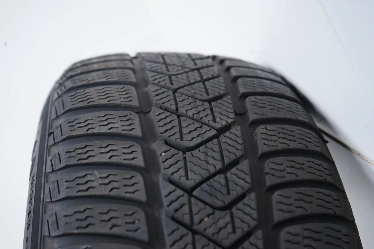 BMW 3 Series G20 G21 Winter Tires Winter Wheels 205/60 R16 inch Detailansicht 12