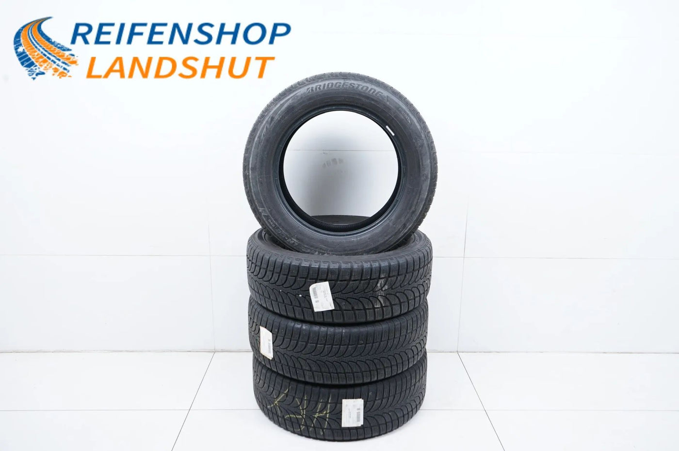 4x pneumatici invernali Bridgestone 235 60 18 pollici DOT19/18 MO circa 4mm
