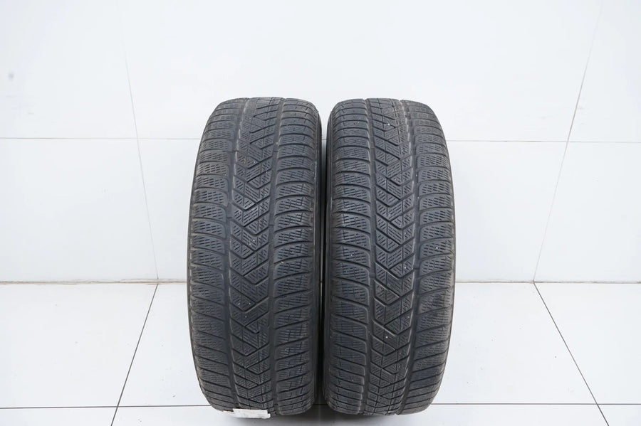 2x Winterreifen Pirelli 235 65 17 Zoll DOT20 MO ca.3 mm