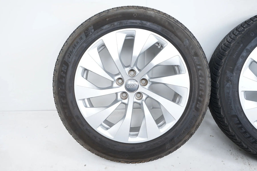 Audi A7 4K8 C8 Allwetterräder mit neuen Allwetterreifen 225 55 18 Zoll 4k8601025A
