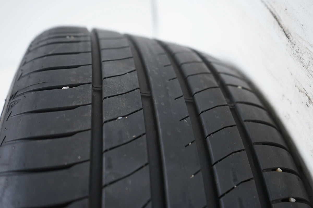MINI F65 F66 F67 letní kola letní pneumatiky 215 45 17 palců 956 5A3E637 Detailní zobrazení 11