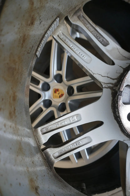 Original Porsche Macan 95B 19 Zoll Alufelgen Winterräder Winterreifen 2023 6,5mm