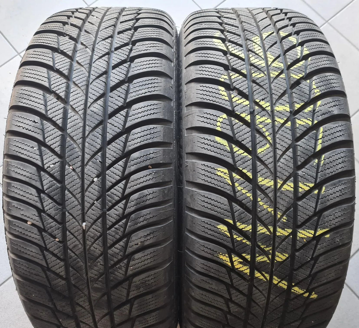 Mercedes Classe A Classe B W177 CLA jantes alu pneus hiver 225 45 R18 2024 7,5mm Vue détaillée 6