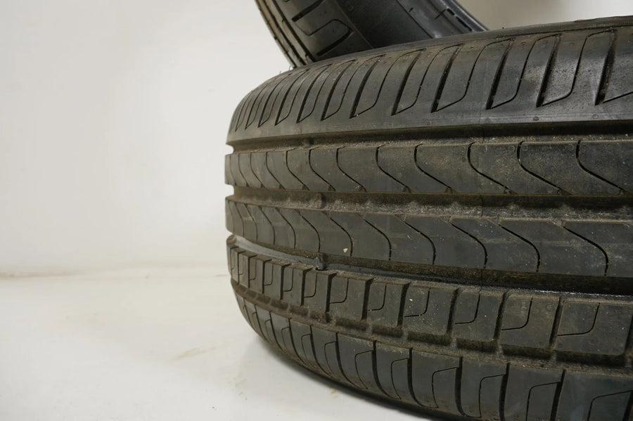 2 x Like New Summer Tires 235 50 20 inch Pirelli DOT18 MO