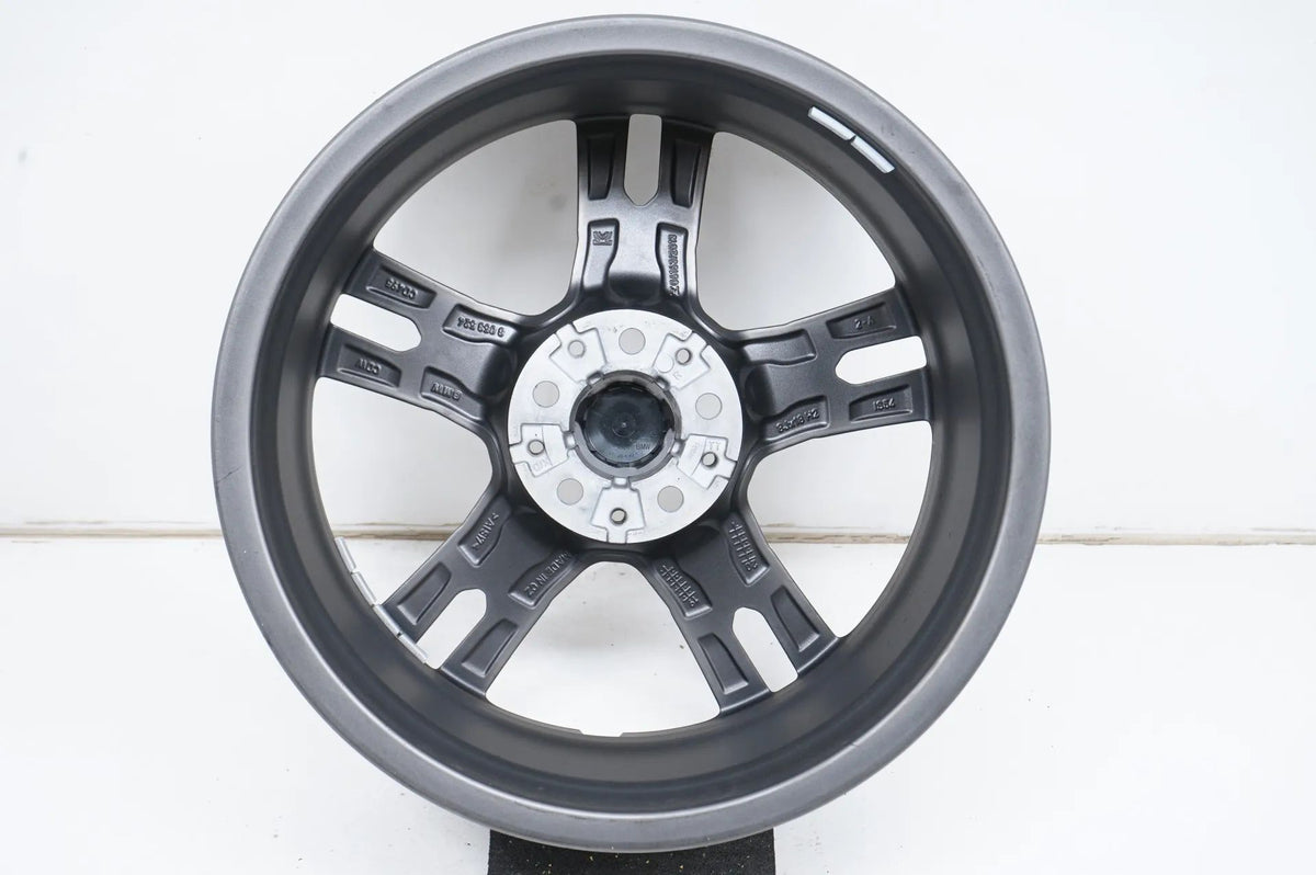 1 x originální BMW řady 1 řady 2 F44 F40 hliníkový disk 18 palců 556M 8053524 Detailní zobrazení 6