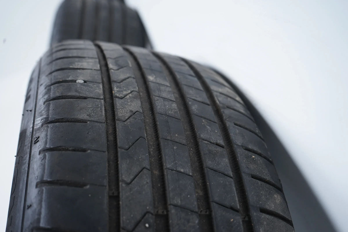 Kia Carens 3 Summer Wheels Summer Tires 205 60 16 Inch Detailansicht 12