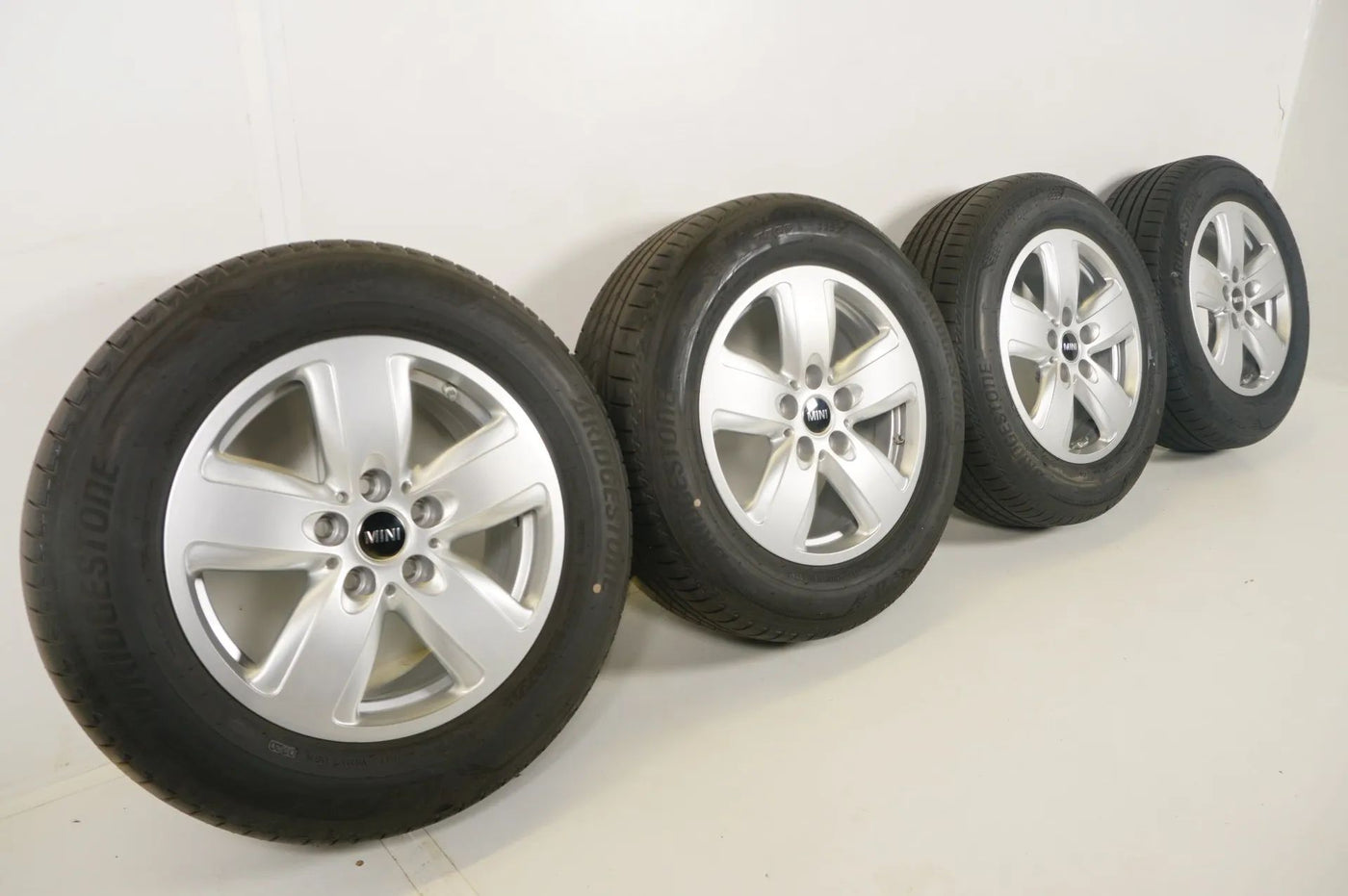 MINI Countryman F60 summer tires, summer wheels 205/65 R16 inch 517