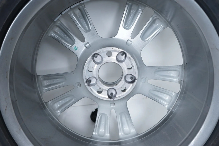 Mercedes Classe C W205 Pneus hiver Roues hiver 225 45 18 pouces 6m A2054012802