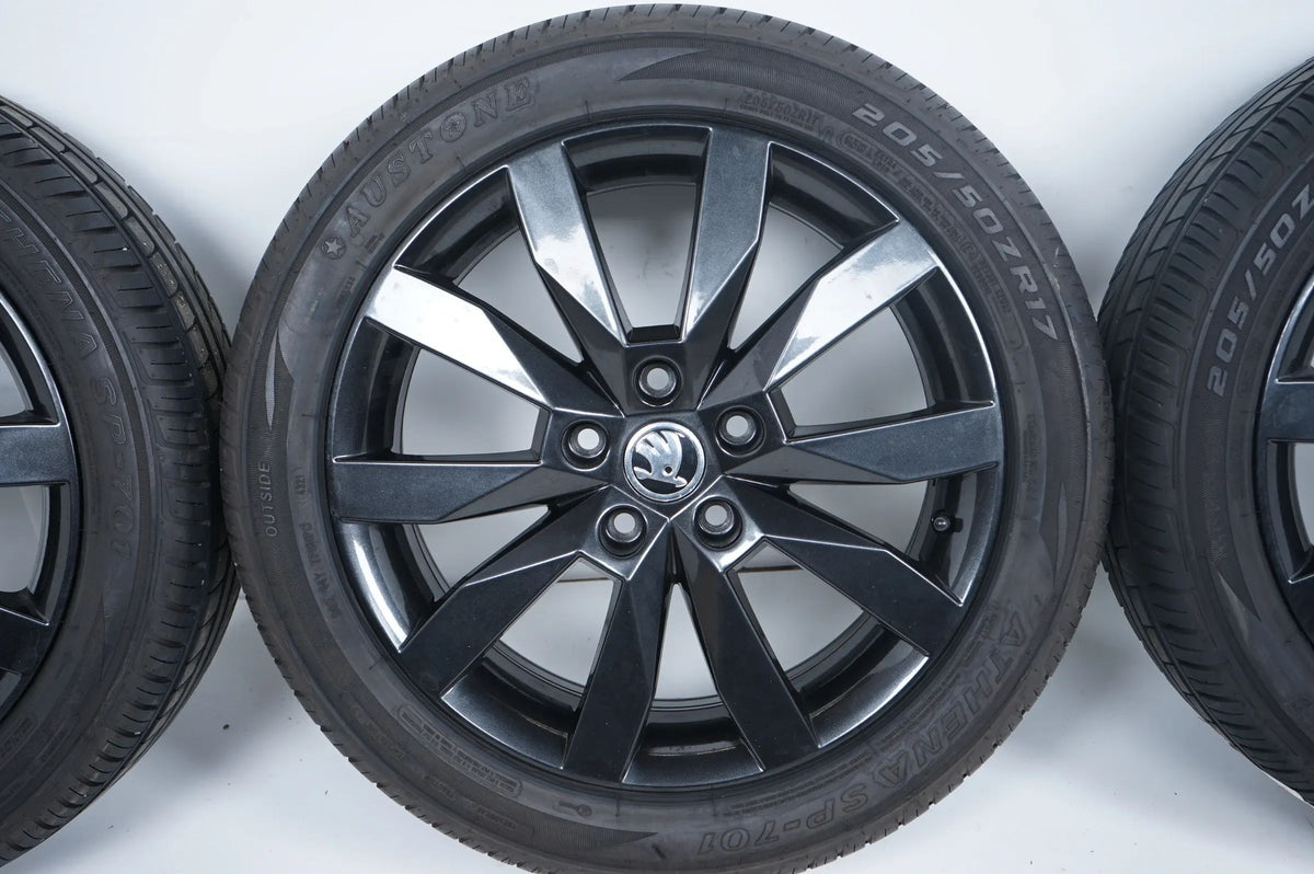Skoda Octavia 5E Jantes complètes été Pneus été 205 50 17 pouces Detailansicht 4