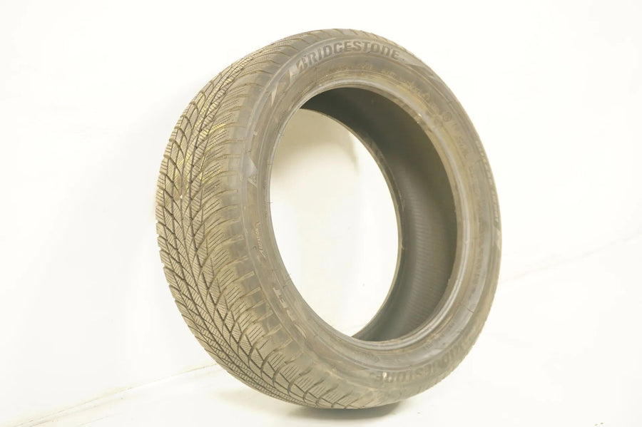 1 x Winterreifen Bridgestone 245 50 19 Zoll DOT17 Bmw* ca.5mm RFT