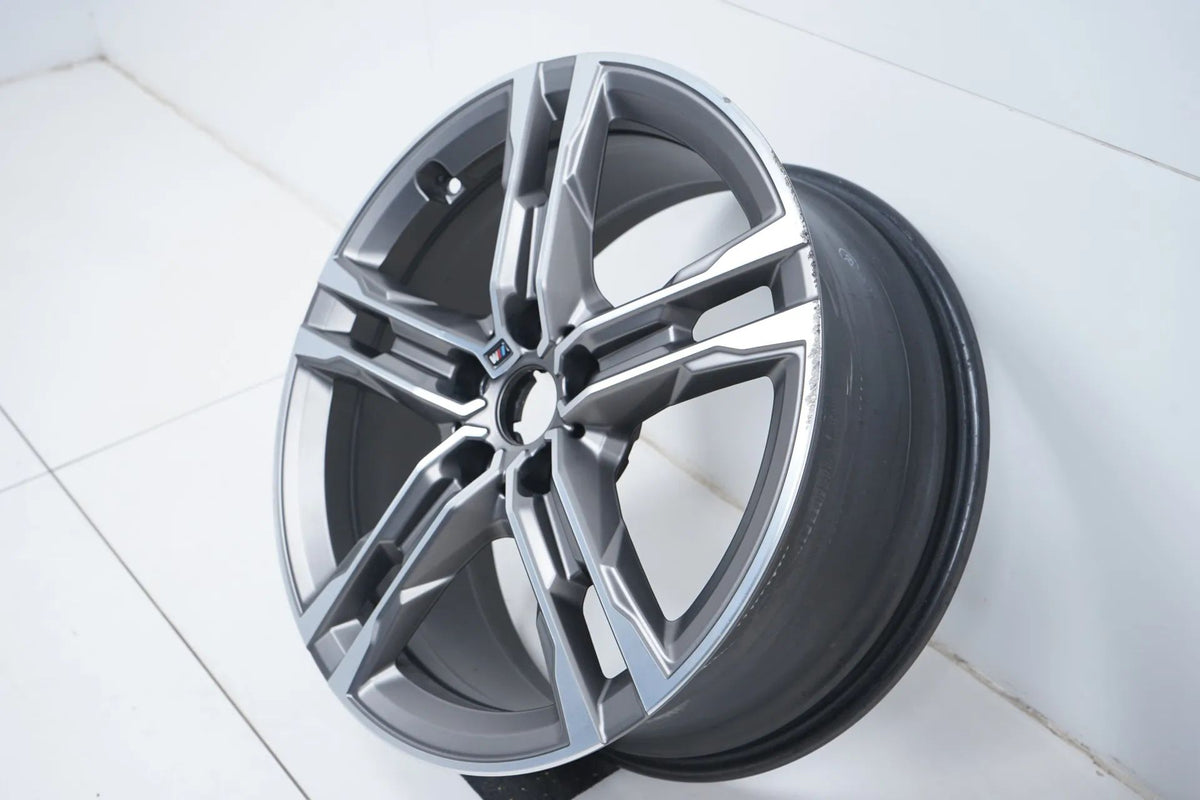 1 x originální BMW řady 1 řady 2 F44 F40 hliníkový disk 18 palců 556M 8053524 Detailní zobrazení 6