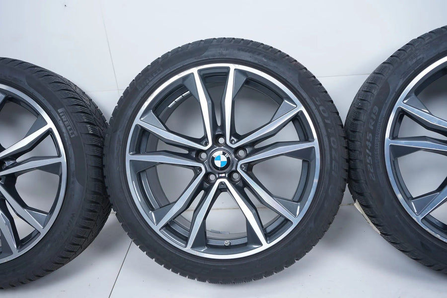 BMW X1 X2 F48 F39 zimní pneumatiky zimní kola 225 45 19 palců