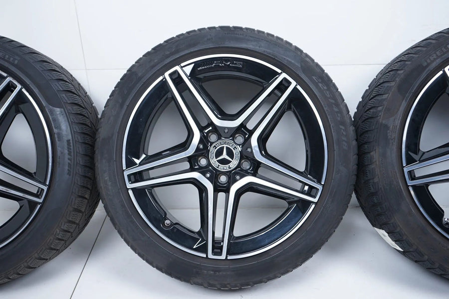 Roues et pneus hiver 18 pouces pour Mercedes Classe AB W177 B247