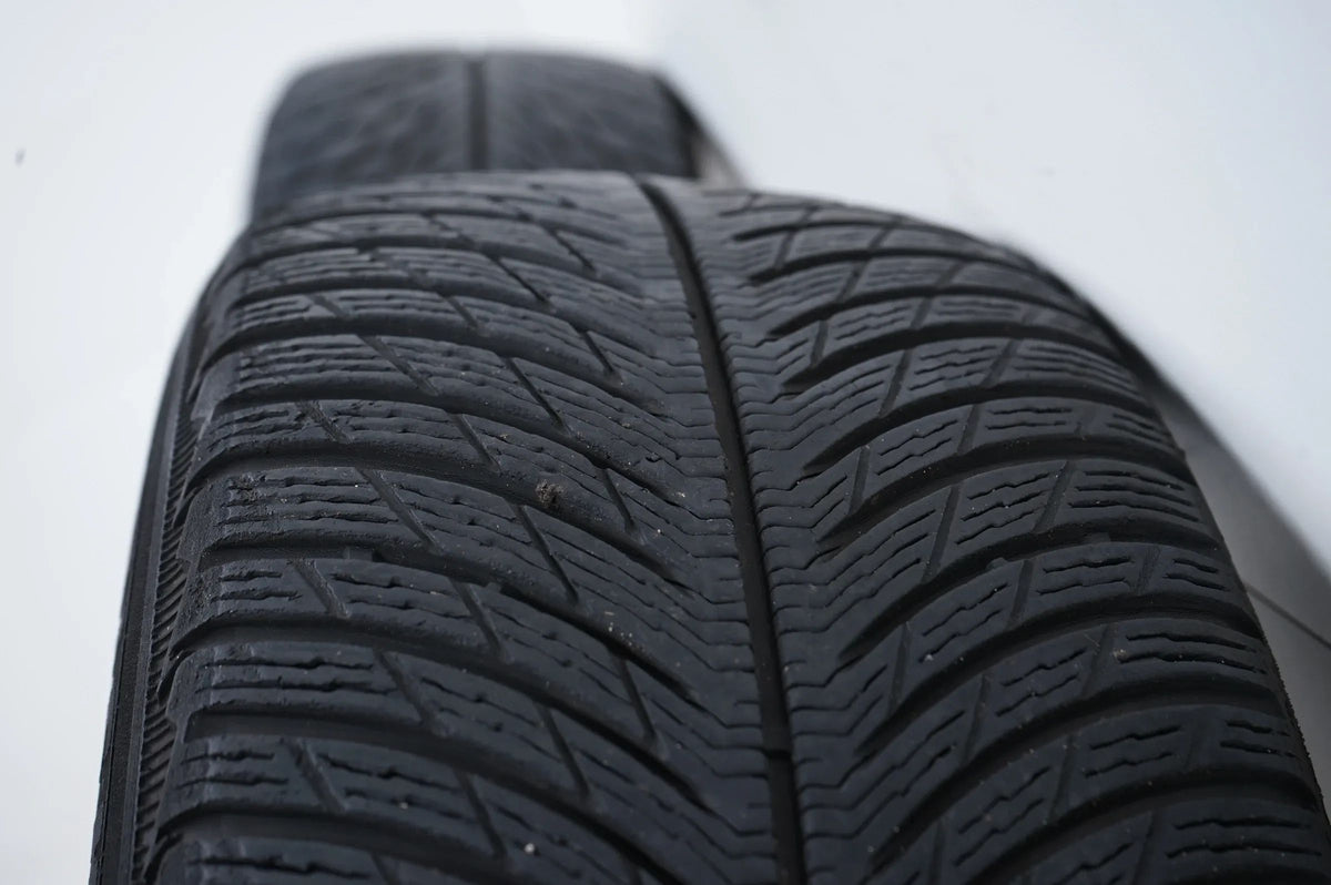 VW Tiguan Skoda Kodiaq Winterreifen Winterräder 225 55 18 Zoll Detailansicht 12