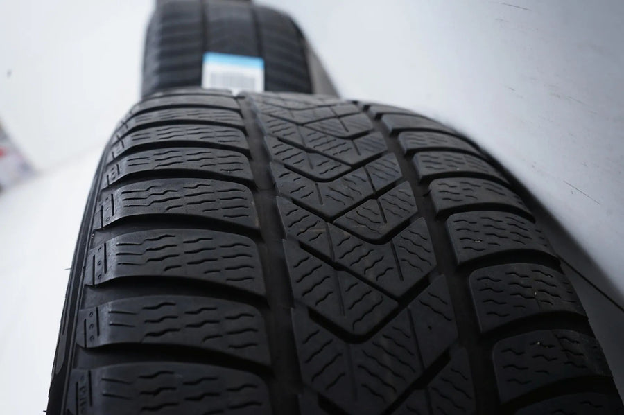 BMW řady 3 4 G20 G21 zimní kola zimní pneumatiky 225 50 17 palců