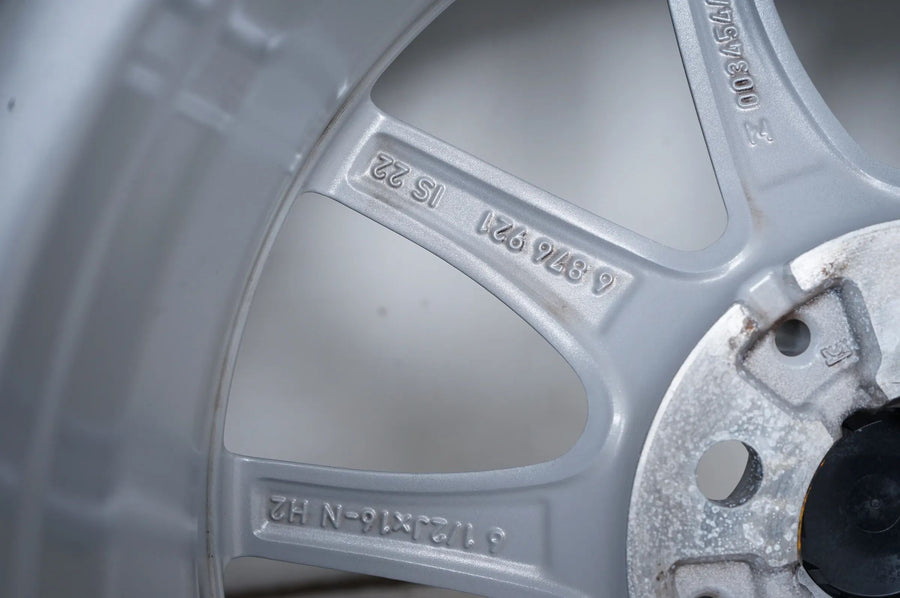 Pneus hiver pour BMW Série 3 G20 G21, jantes hiver 205/60 R16 pouces