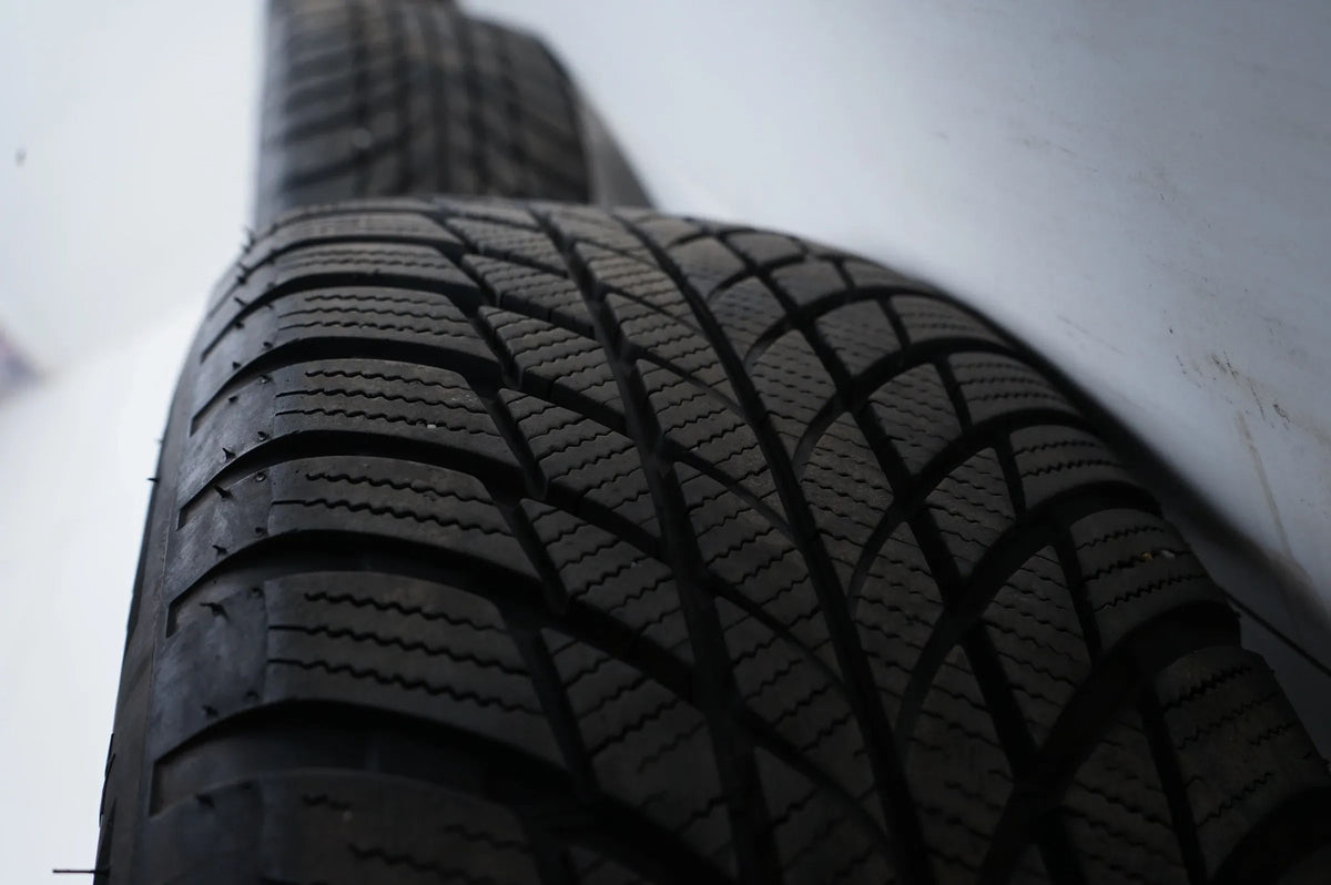 MINI Countryman F60 winter wheels, winter tires 205/60 R17 inch Detailansicht 9
