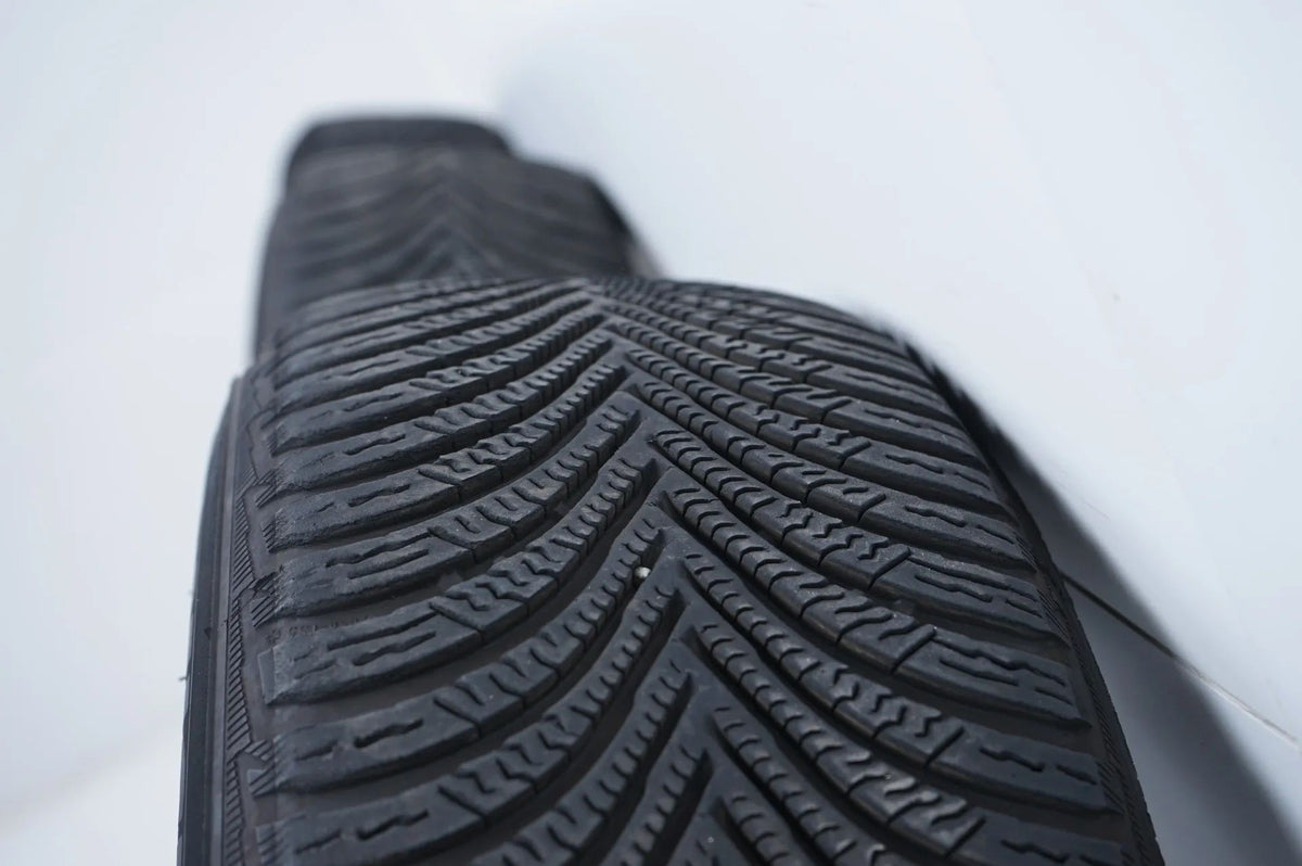 Mercedes AB Class W177 W247 Winter Wheels Winter Tires 16 Inch Detailansicht 10