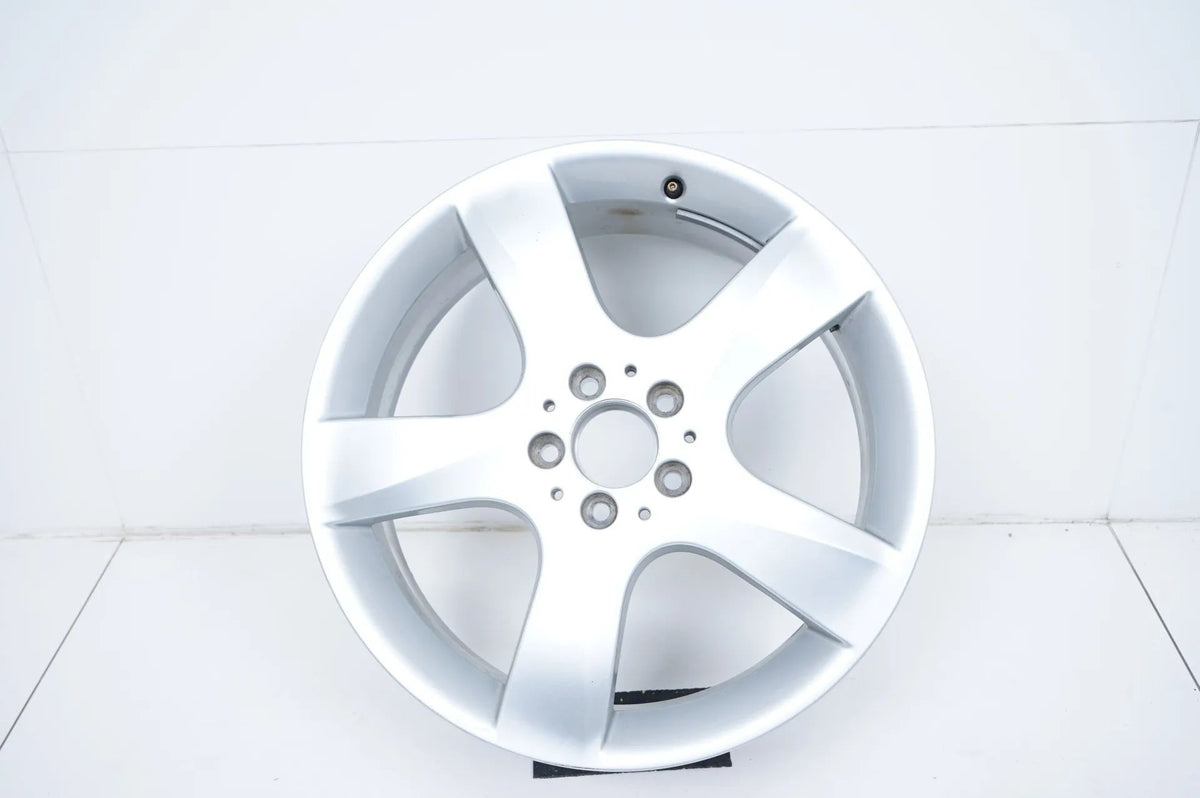 1 x Hliníkový disk Mercedesu třídy R W251 19 palců A2514013902 8J ET67 Detailní zobrazení 2