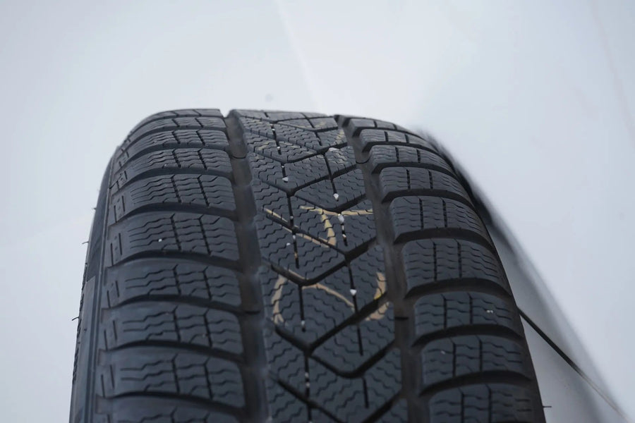 BMW X1 X2 F48 F39 Winter Tires Winter Wheels 225 45 19 inch