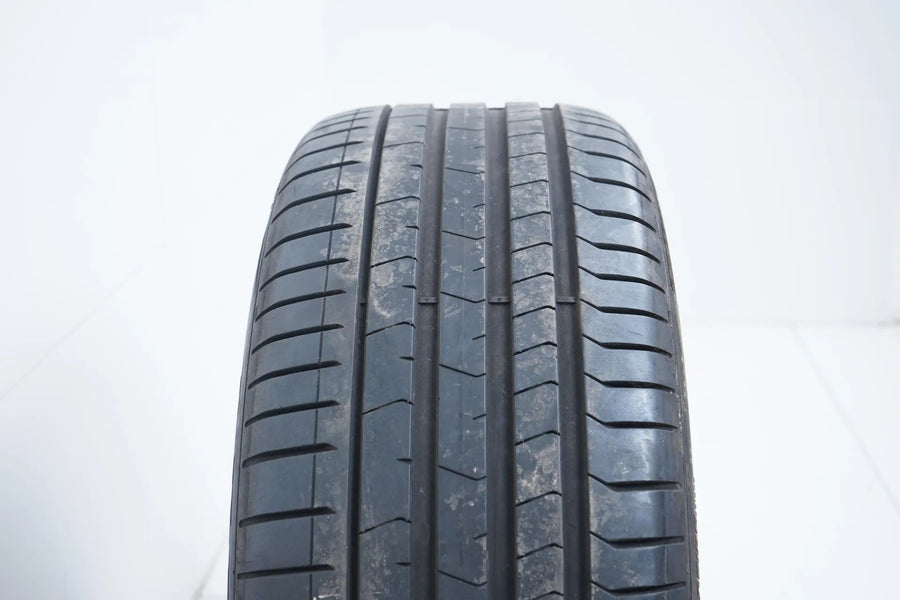 1x Summer tire 275 45 20 inch Pirelli DOT19 6mm Bmw* RFT