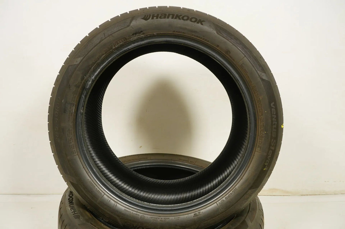2x Summer tires 285 40 19 inch approx. 6.5 mm Hankook DOT19 MO Detail view 2