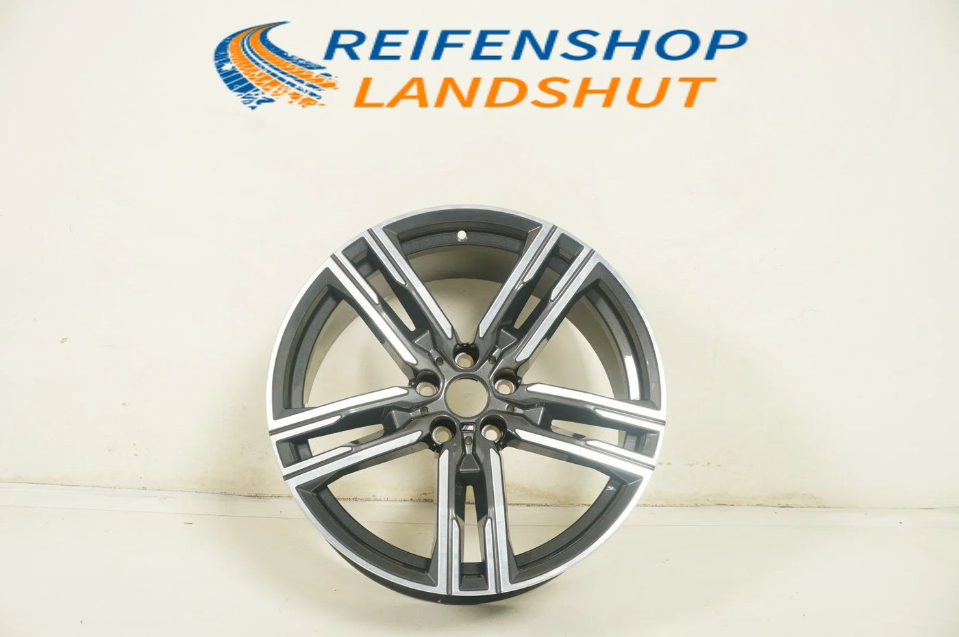 1 x Original BMW 8 Series G14 G15 Alloy Wheel 19 Inch M727 8090020 9J