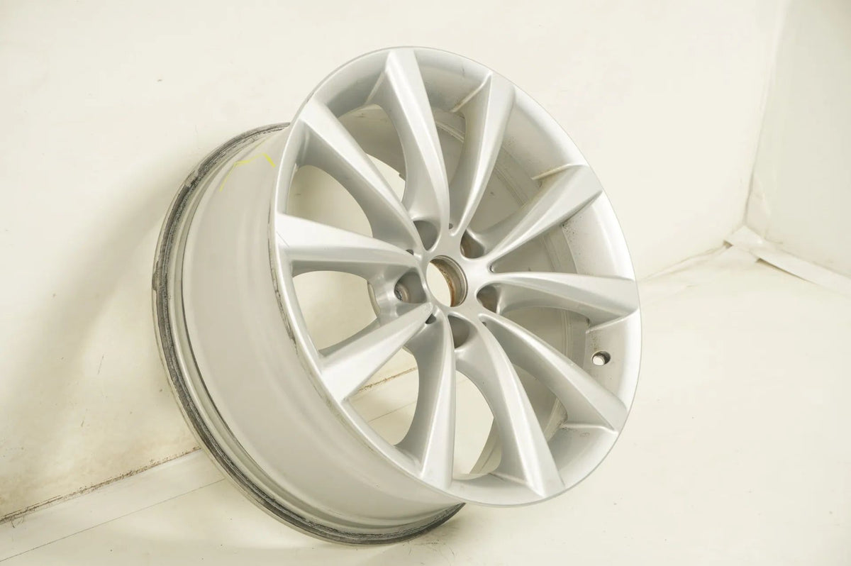 1 x BMW řady 5 G30 řady 6 GT řady 7 G11 G32 hliníkový disk 18 palců 642 6867338 8J Detailní zobrazení 3