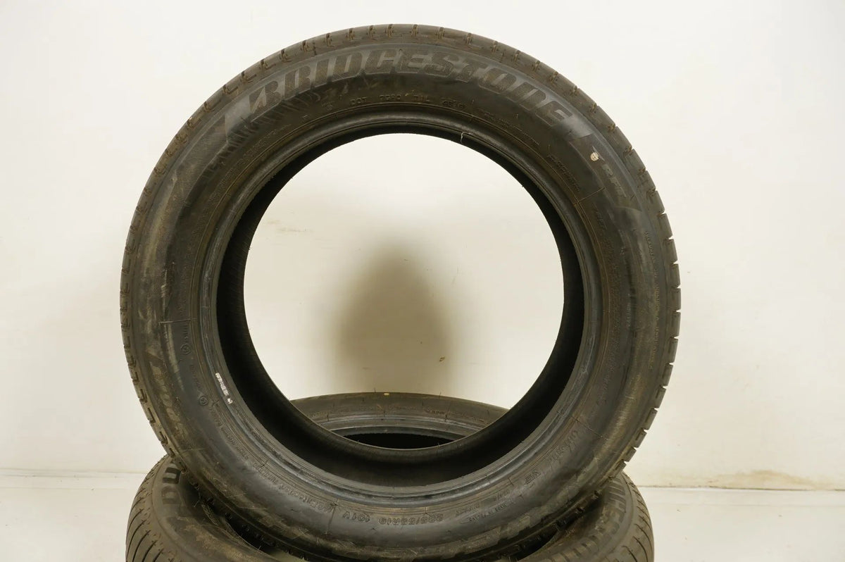 2 x Bridgestone summer tires 235 55 19 inch DOT18 MO approx. 7 mm tread depth Detailansicht 2