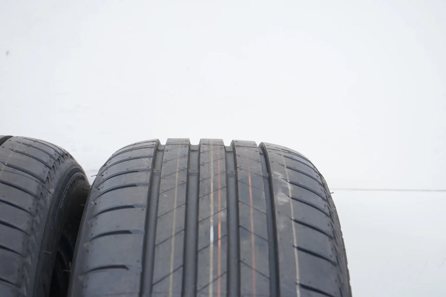 2 x DEMO summer tires Bridgestone 235 55 18 inch DOT23 MO