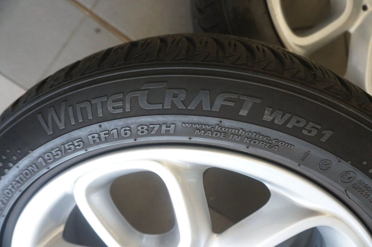 Genuine Mini One F56 Alloy Wheels Styling 494 LoopSpoke Winter Wheels Winter Tires Detail view 8