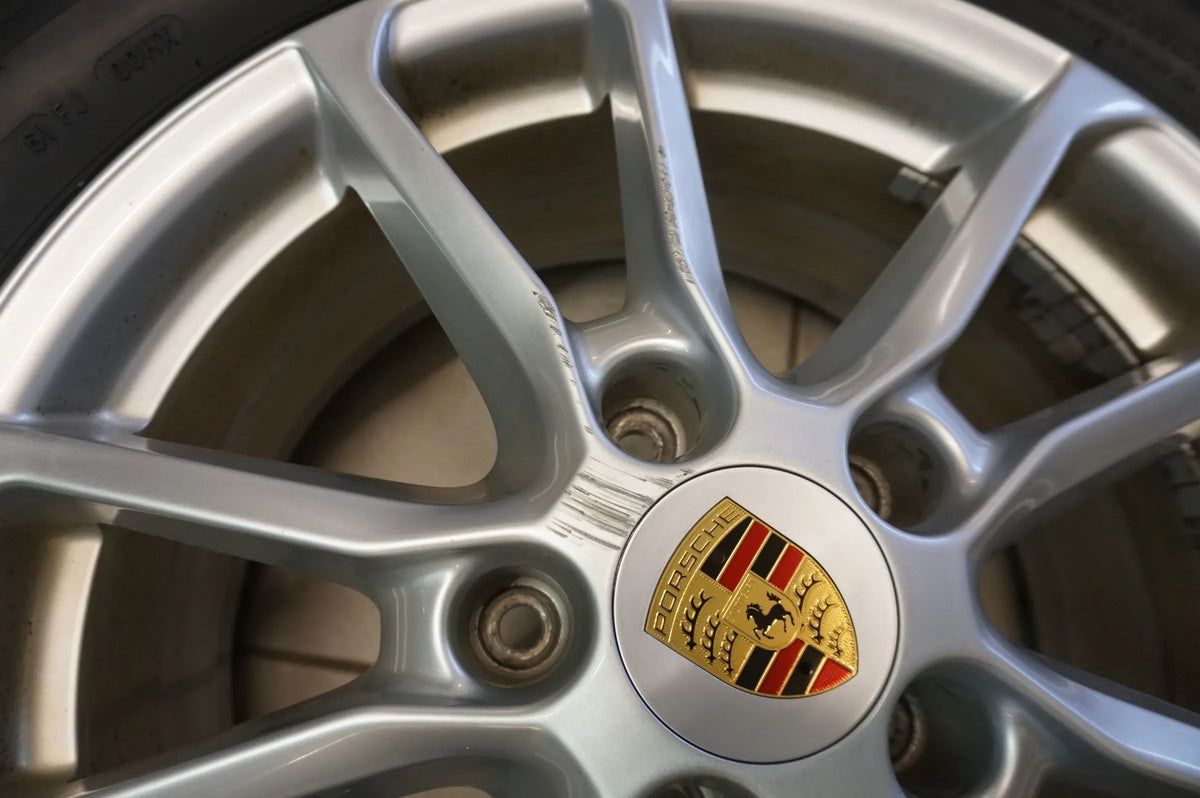 Original Porsche Cayenne 92A 958 Alufelgen Winterräder Winterreifen 255 55 R18 Detailansicht 4