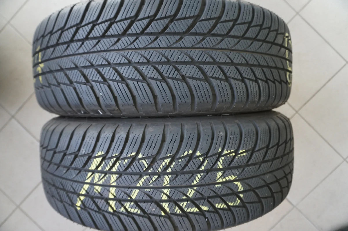 Original Mini Countryman F60 Alloy Wheels Winter Wheels Winter Tires 205 60 R17 inch Detailansicht 9