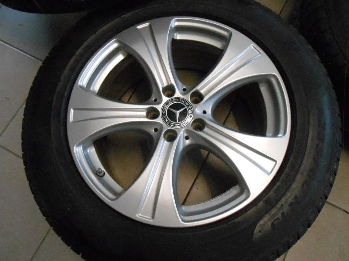 Roues d'hiver d'origine Mercedes GLC X253 C253 Pneus d'hiver 235 60 R18 pouces 6mm Detailansicht 5