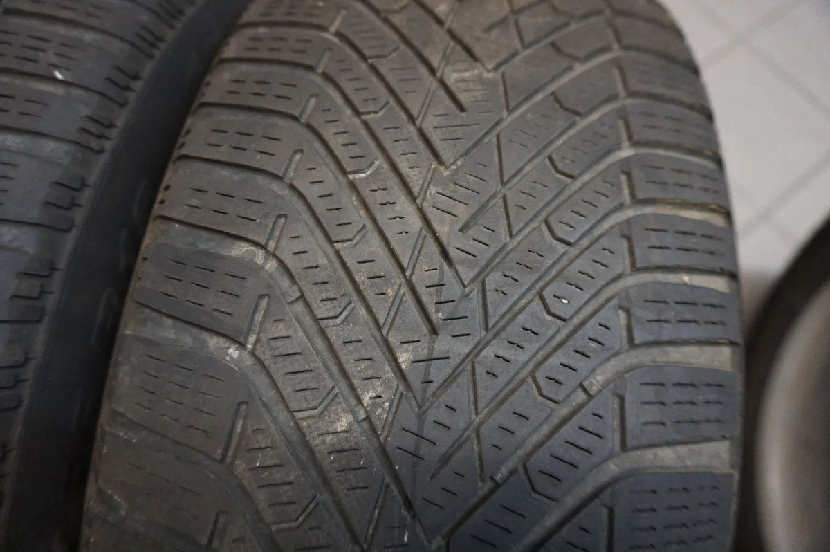 Jantes alliage Audi A6 C8 4A Pneus hiver Roues hiver 235 55 R18 pouces Vue détaillée 10