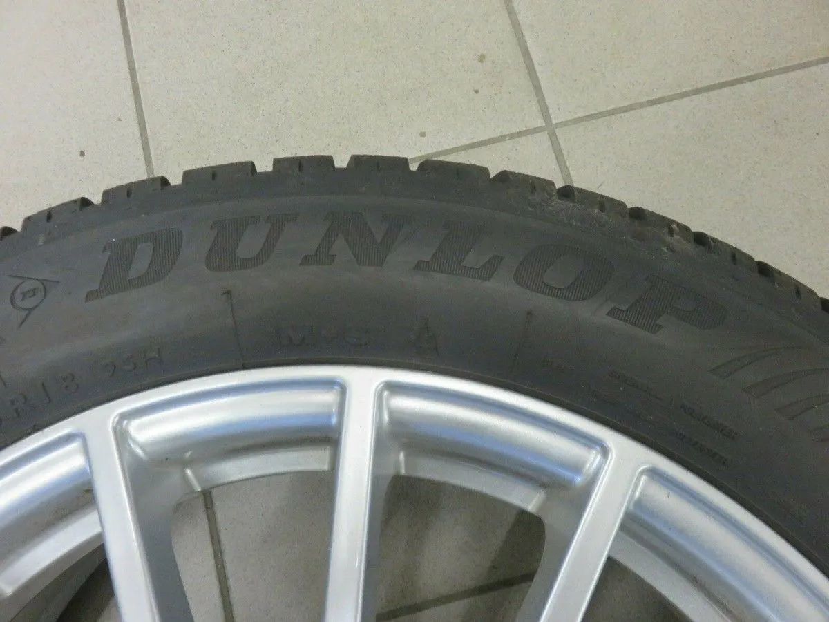 Original Mercedes GLA X156 W156 18 Zoll Alufelgen Winterreifen Winterräder 7mm Detailansicht 7