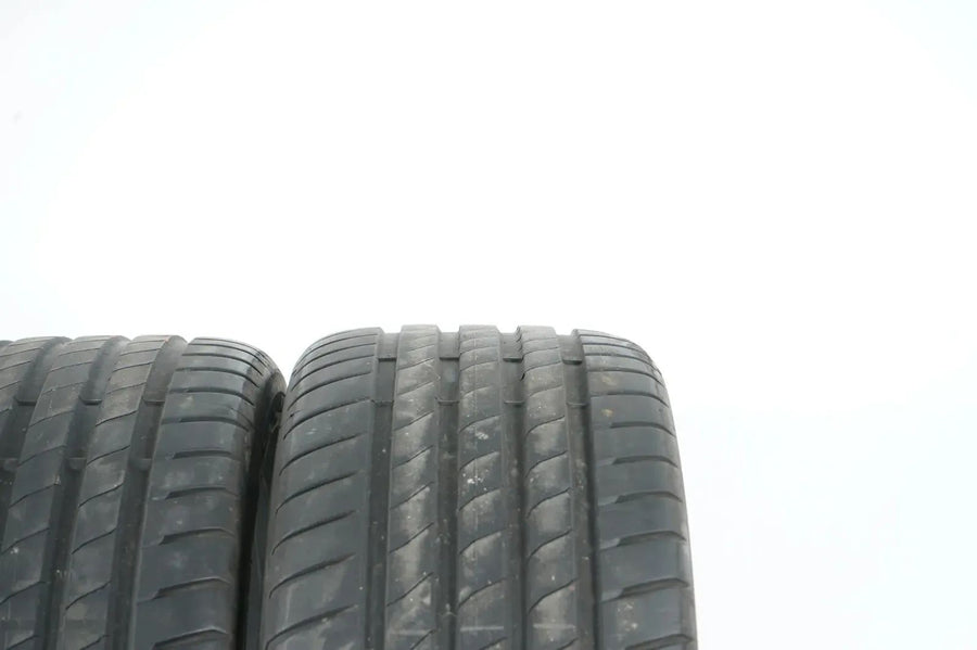 2 x Sommerreifen Bridgestone 255 40 20 Zoll DOT22 ca.5mm AO