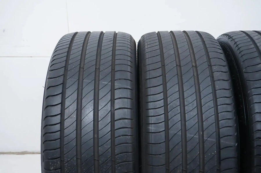 4 x Summer tires Michelin 235 50 19 inch DOT22 approx. 5mm