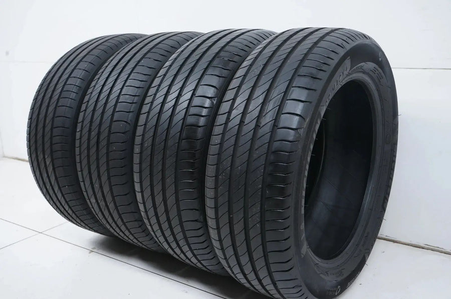 4 x pneus été Michelin Primacy 4 195 55 16 pouces DOT23 env.7mm