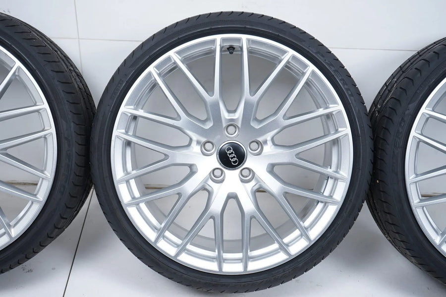 Jantes alliage 20 pouces Audi TT TTS 8S d'origine Roues été Pneus été 255 30 R20