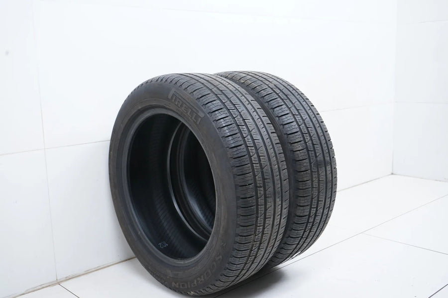 2 x Pirelli summer tires 235 55 19 inch DOT15 MO approx. 4 mm RFT