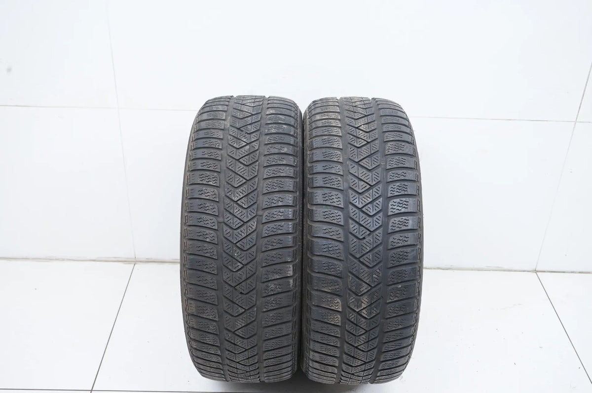 2 x Winterreifen Pirelli 225 45 18 Zoll DOT16 ca.3 mm Detailansicht 2