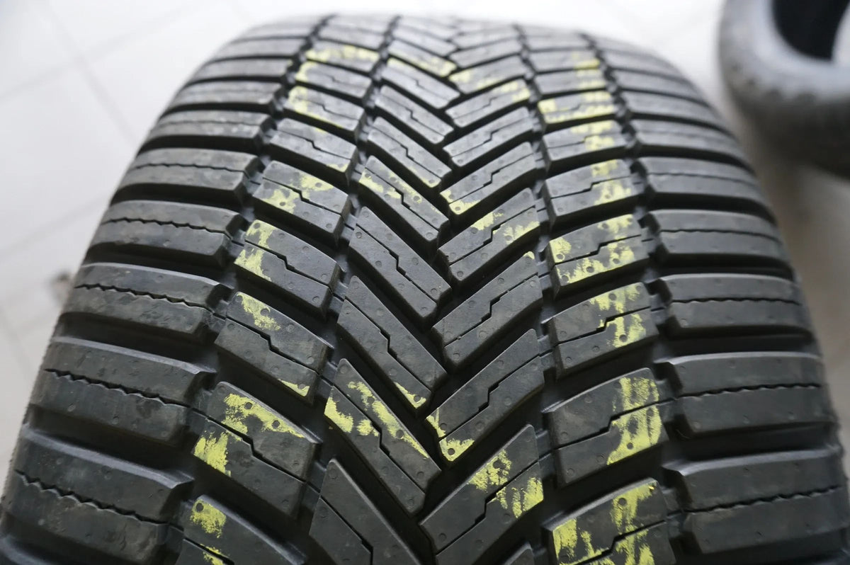 255 45 R18 103Y Allwetterreifen Bridgestone WeatherControl A005 evo 2023 Demo Detailansicht 2