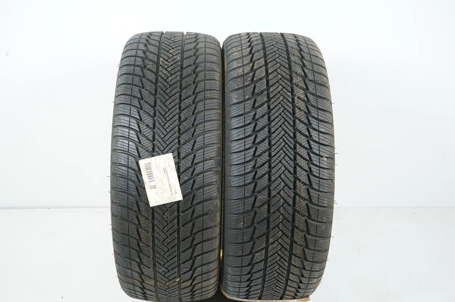 2 X 235 45 R20 96H Winterreifen Bridgestone Blizzak LM001 MO 2019 8mm