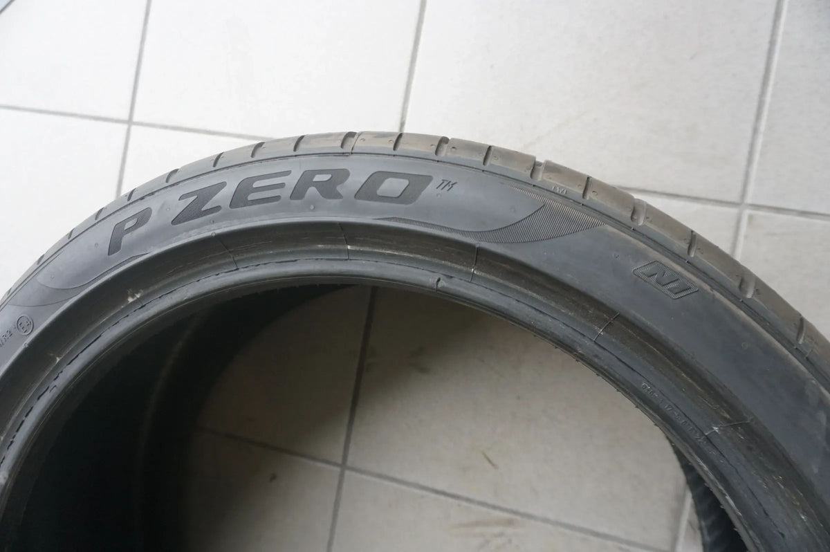 1 X 235 40 ZR19 R19 92Y Pneu été Pirelli PZero P Zero N1 7mm 2017 Detailansicht 4